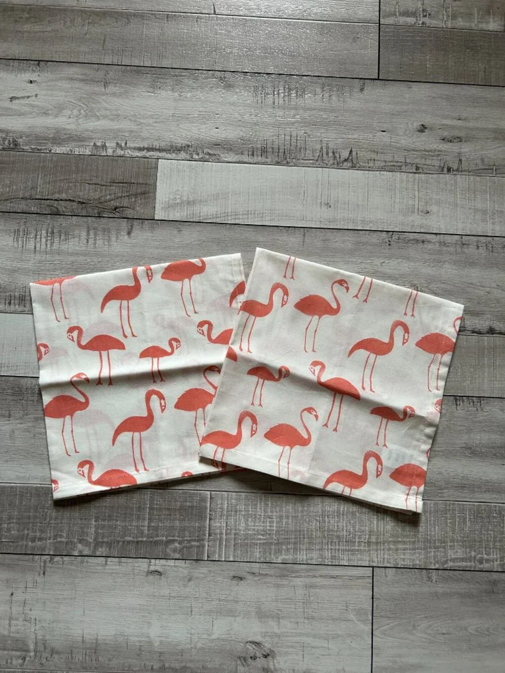 Two Pier 1 Imports Coral and White Flamingo Print Dinner Napkins 20